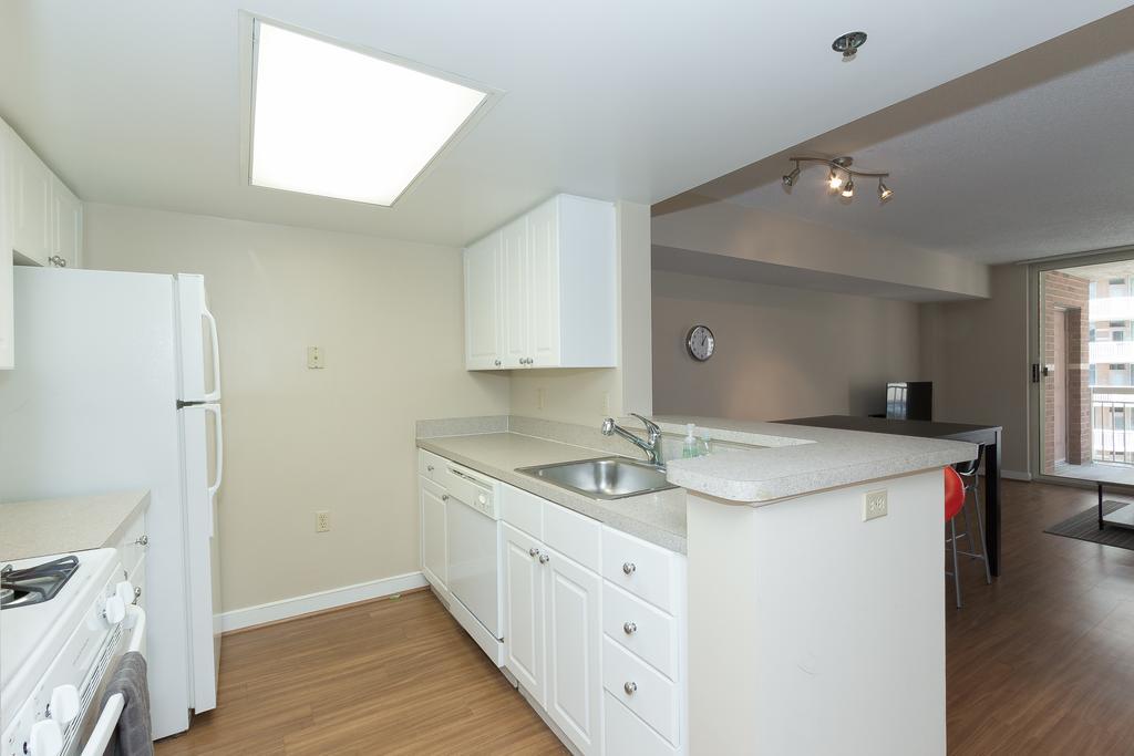 Pentagon City Luxury Apartment Arlington Buitenkant foto